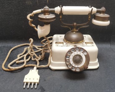 Telefone