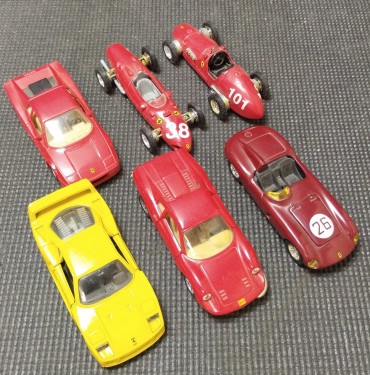 Lote de carros Ferrari 