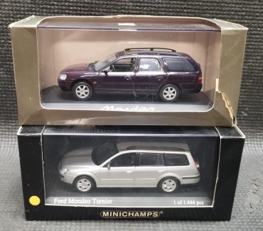 Dois carros miniatura 