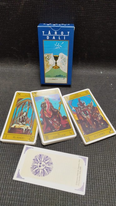 Cartas de «Tarot Dalí»