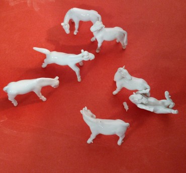 Sete cavalos miniatura 