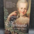 TRANSFORMAR-SE EM MARIA ANTONIETA