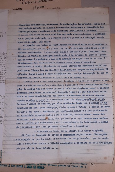 Lote de Acumulação de Papeis, prospetos e cartas politicas