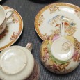 Lote de chávenas e pires diverso