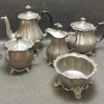 Serviço de chá e café com taça de pingos 