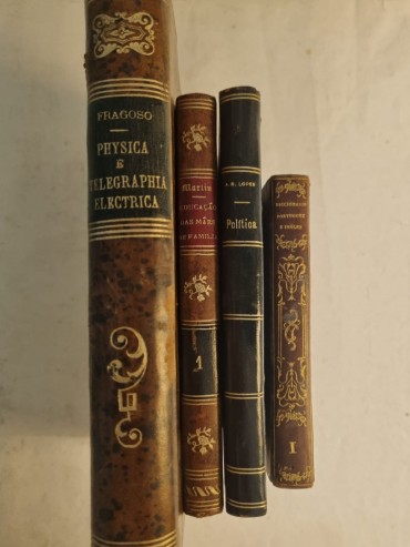 LIVROS