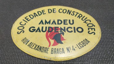 Chapa da Sociedade de Construções Amadeu Gaudêncio 