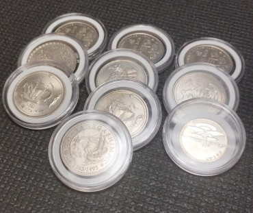 Dez moedas comemorativas