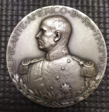 Medalha Almirante Américo Thomaz