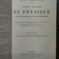 PETIT COURS DE PHYSIQUE