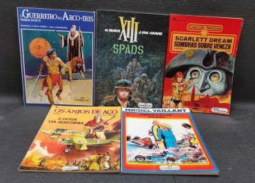 Cinco livros de Banda Desenhada 