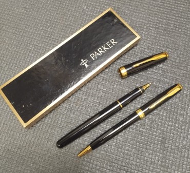 Conjunto de esferográfica e rollerball 