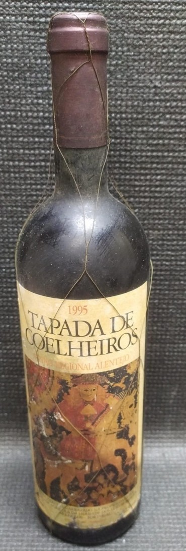 Vinho tinto Tapada de Coelheiros 