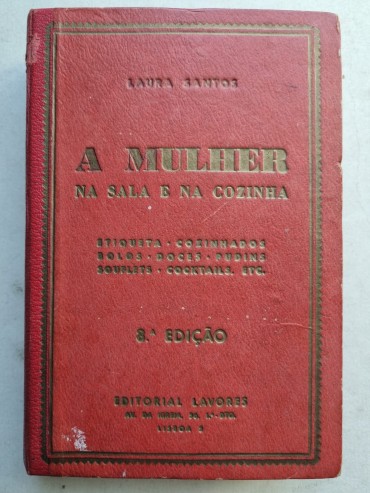 A MULHER NA SALA E NA COZINHA