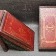 Par de serra-livros