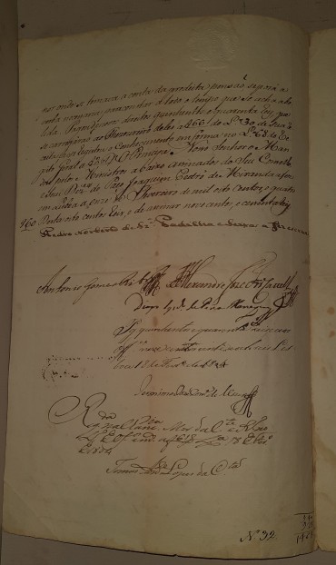 Manuscrito, um bifólio em papel selado, Resposta a Petição