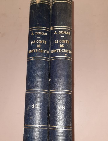 Le Comte de Monte-Cristo em dois volumes	