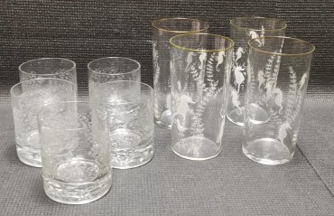 Nove copos, dois tipos diferentes