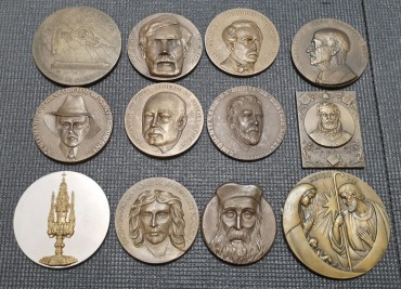 Lote de medalhas diversas