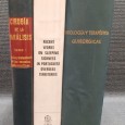 LOTE DE 3 LIVROS EM ESPANHOL E INGLÊS SOBRE MEDICINA