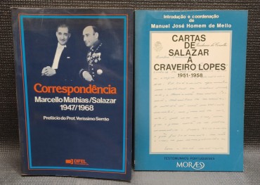 LOTE DE 2 LIVROS RELATIVOS A CORRESPONDÊNCIA COM A.O. SALAZAR