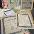 Lote de pautas e livro de música 