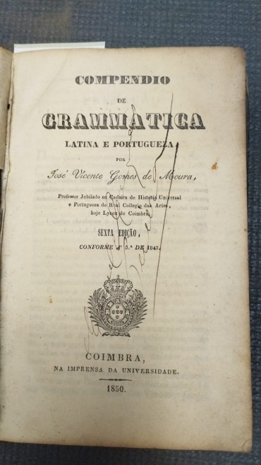 Compendio de gramática latina e portuguesa