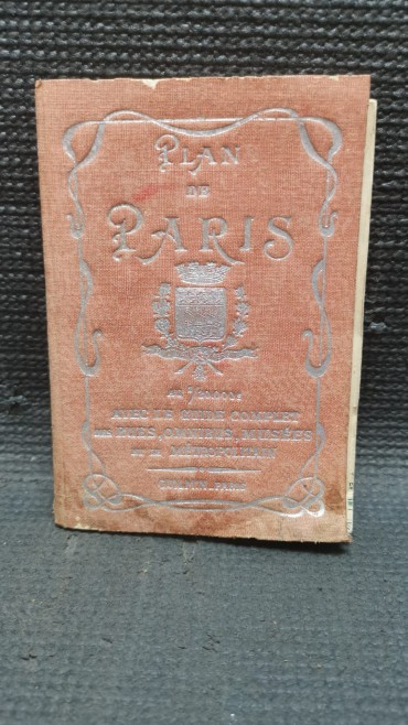 «Plan de Paris avec le guide complet des rues, omnibus, musées el le metropolitain»