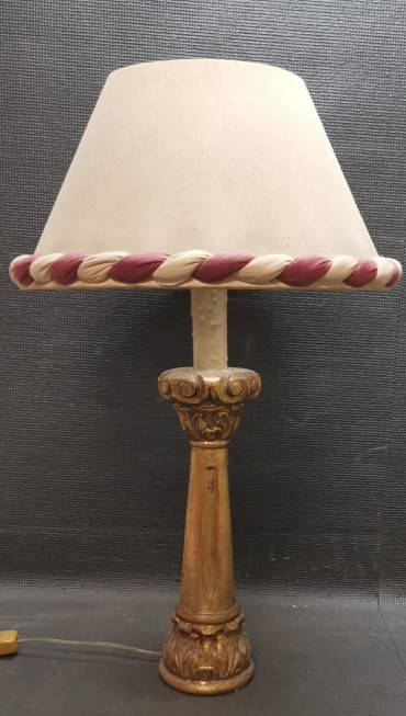 Candeeiro de mesa