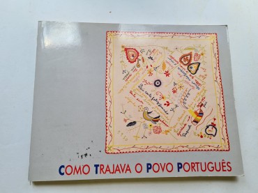 COMO TRAJAVA O POVO PORTUGUÊS