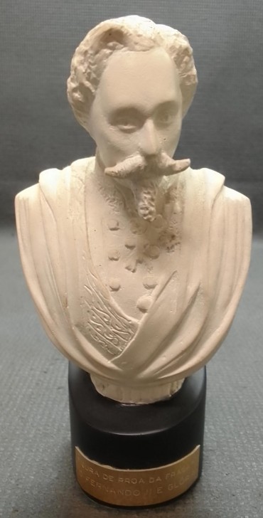 Busto «Figura de Proa da Fragata D. Fernando II e Glória»