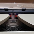 Máquina de escrever TRIUMPH