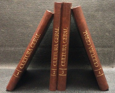 «Enciclopédia de Cultura Geral 4 Volumes»