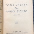 «Tons Verdes em Fundo Escuro / Neve sobre o Mar»