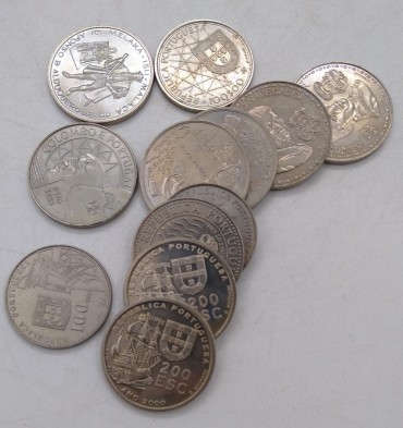 12 moedas comemorativas 