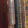 Móvel rádio com gira-discos SCHAUB LORENZ 