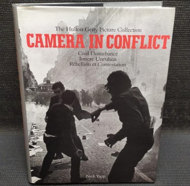 «Camera in Conflict - Civil Disturbance» 