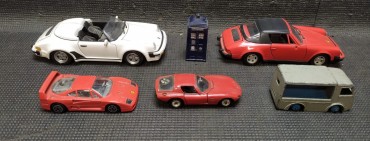 Lote de brinquedos diversos 