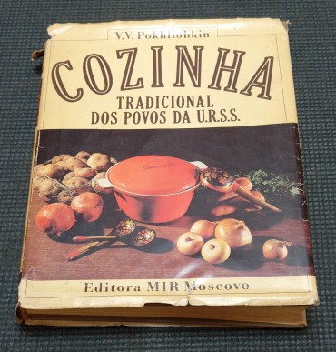 COZINHA TRADICIONAL DOS POVOS DA U.R.S.S.