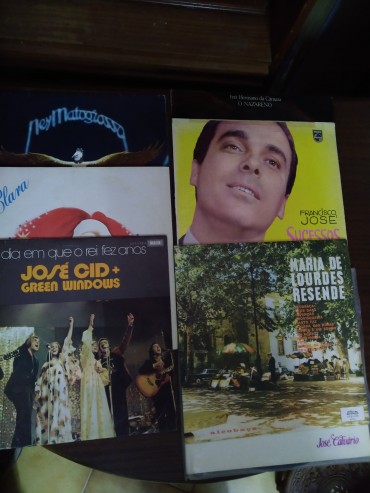 7 DISCOS DE VINIL - MUSICA PORTUGUESA E BRASILEIRA