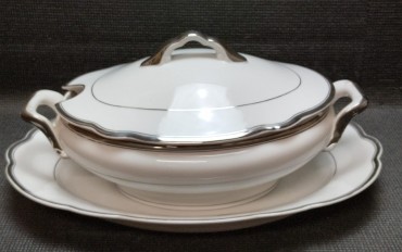 Terrina com travessa 