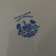 Travessa e três pratos
