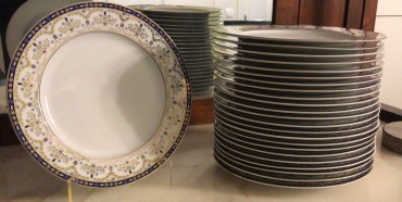 Vinte e quatro pratos rasos