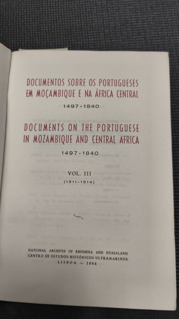 «Documentos sobre os portugueses em Moçambique e na África centre 1497-1840»