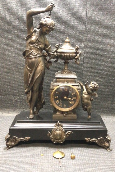 Relógio de mesa 