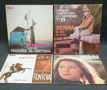 4 DISCOS DE VINIL 45 ROTAÇÕES