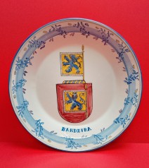 28-f1.jpg