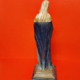 Escultura de Nossa Senhora com o menino
