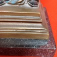 Escultura de Nossa Senhora com o menino