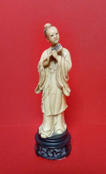 Figura feminina oriental